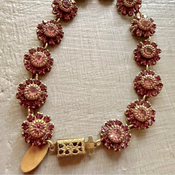 Liz Paiacios Crystal Flower Bracelet - Picture 4 of 14